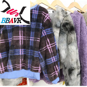 เสื้อโค้ทขนสัตว์มือสอง เสื้อแจ็คเก็ตฤดูหนาวมือสอง เสื้อผ้าฤดูหนาวมือสอง เสื้อผ้ามือสอง ยูเออี - Product Image 4