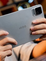 Tablette de jeu iQOO Pad Ultra 165Hz Mini 8,8 pouces 2K AMOLED Snapdragon 8 Elite Gen6 9020mAh