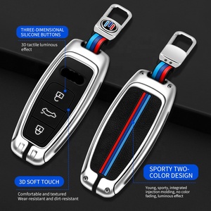 Étui de protection pour clé pliante en alliage de zinc pour <span class=keywords><strong>Audi</strong></span> C5 C6 R8 A1 A3 A4 A5 A6 A7 Q3 <span class=keywords><strong>Q5</strong></span> Q7 S6 B6 B7 B8 8P 8V 8L Tt Rs Rs3 S3 - Product Image 2