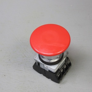 Bouton poussoir d'urgence à tête de champignon rouge 52PM9XZ pour PLC - Product Image 1