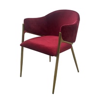 Chaise de salle à manger en velours rouge avec pieds dorés, fauteuil rembourré durable pour restaurant et hôtel, vente en gros