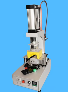 Machine de moulage pneumatique pour embouts de chaussures de type mini, machine de formage pneumatique pour empeignes de chaussures de sport, machine de fabrication de talons et de semelles arrière - Product Image 4