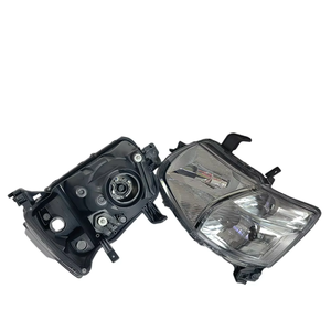Phares pour <span class=keywords><strong>Toyota</strong></span> Townace Liteace Daihatsu Gran Max Prime 2008-2015 81130-BZ080/81170-BZ080/81110-BZ120/81150-BZ120 - Product Image 2