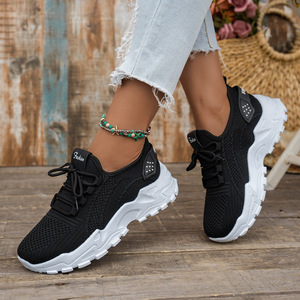 <span class=keywords><strong>Scarpe</strong></span> <span class=keywords><strong>Sportive</strong></span> Casual <span class=keywords><strong>Comode</strong></span> da <span class=keywords><strong>Donna</strong></span> all'Ingrosso Taglie Grandi Logo Personalizzato Traspiranti Stile da Passeggio con Tomaia in Flyknit Luminose in Stock - Product Image 2