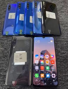 Vente en Gros de Téléphones Portables d'Occasion pour <span class=keywords><strong>Xiaomi</strong></span> 9 <span class=keywords><strong>Mi9</strong></span> 256G à Mémoire de Masse, Smartphones Android pour <span class=keywords><strong>Xiaomi</strong></span> 9 128G - Product Image 2