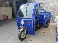 200 CC Tricycle motorisé économe en carburant Moto à essence refroidie à l'eau avec chariot pour le transport de marchandises agricoles