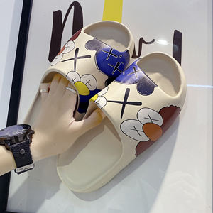 Nouvelle Mode Haute Qualité 3D Impression Pantoufles Offre Spéciale <span class=keywords><strong>Pas</strong></span> <span class=keywords><strong>Cher</strong></span> Eté Confort Chaussons Pour Hommes - Product Image 4