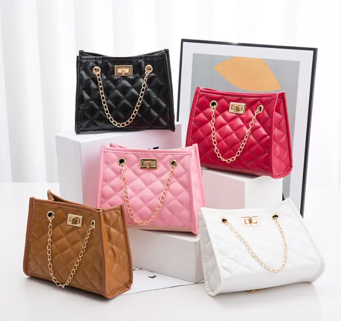 Borsa di design 2024 marche famose tinta unita da donna borsa di lusso classica Mini borse a catena in pelle borsa da donna