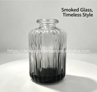 Flacon diffuseur d'arômes en verre blanc haute esthétique 150 ml, cylindrique côtelé, vide, pour huiles essentielles et sérum de soin de la peau