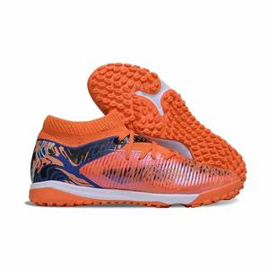 Nuevas zapatillas de fútbol modernas y transpirables con tacos largos para exteriores y tacón bajo para actividades deportivas - Product Image 4