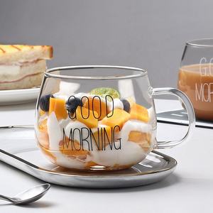 Taza de vidrio transparente personalizada de fábrica Taza de vidrio de café de jugo de leche de desayuno de alto borosilicato de gran capacidad - Product Image 1