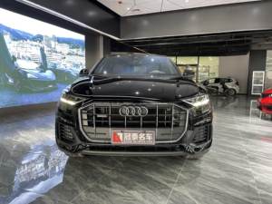 CLEAN LUXURY Usata 2022 <span class=keywords><strong>AUDI</strong></span> <span class=keywords><strong>Q8</strong></span> 55 TFSI quattro 4MATIC 5 porte <span class=keywords><strong>SUV</strong></span> 3L Turbo 6 cilindri Automatica Pelle Scuro R21 - Product Image 2