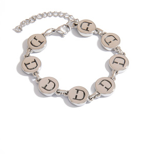 Pulsera de Acero Inoxidable con Letras del Alfabeto, Abalorio de Letra Plateada, Joyería para Mujer, Regalo, Origen Yiwu - Product Image 5