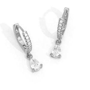 Milskye venta al por mayor joyería de moda 925 plata esterlina 18K oro simple blanco <span class=keywords><strong>cubix</strong></span> circón lágrima forma de gota de agua pendientes de aro - Product Image 6