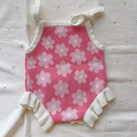 Combinaison d'été sans manches pour nouveau-né, motif tricoté personnalisé, jambes à volants, livraison rapide, tenue douce pour bébé, magnifique body à nouer aux épaules