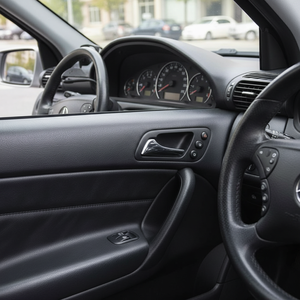 ปุ่มสวิตช์หน้าต่างด้านคนขับใช้ได้กับ Mercedes C Series W209 W203 OEM 2038210679 - Product Image 3