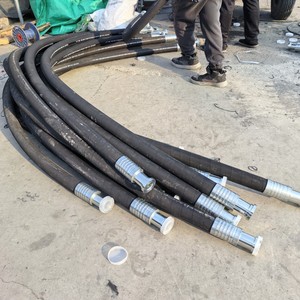 Tuyau haute pression Stars 635 en caoutchouc nitrile pour machines de construction - Product Image 4