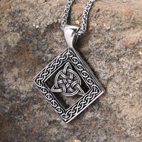 Collier pendentif en acier inoxydable, bijoux de mode en gros, collier de style celtique historique