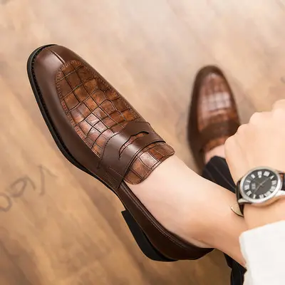 5861 2022 hot sale men's slip on leather dress shoes fashion classical men brown dress shoes