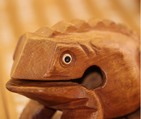Wooden Natural Color Decorative Hand Carved Thailand Croaking Wooden Percussion Frog Musical Instrument Design