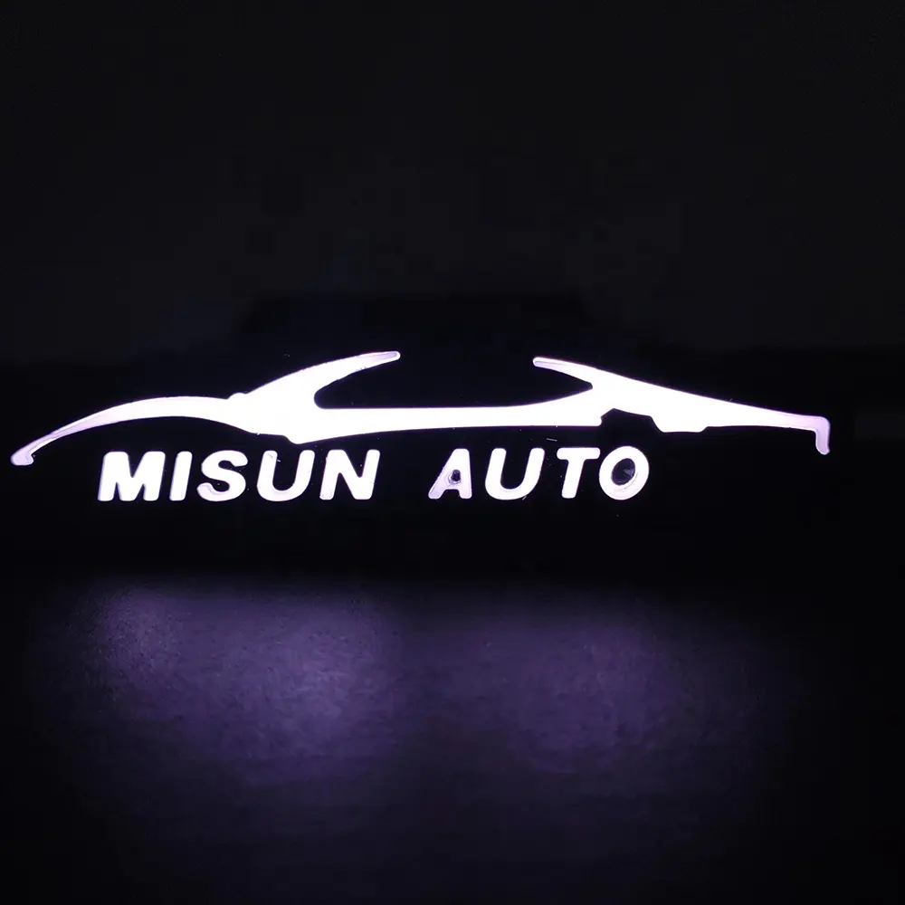 Grade dianteira do carro com iluminação de metal LED para emblemas de carros, luz para emblemas de carros