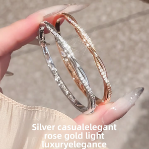 Jijia Pulsera de Ondas en Espiral Trenzada para Mujer, Brazalete Estilo <span class=keywords><strong>Dyson</strong></span> en Capas con Alta Retención de Color Mobius Fashion Banglesa - Product Image 2