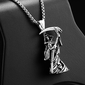 Collana con Ciondolo in Acciaio Inossidabile Lucidato Stile Hip-Hop, Regalo per Uomo, Motivo <span class=keywords><strong>Falce</strong></span> <span class=keywords><strong>della</strong></span> <span class=keywords><strong>Morte</strong></span>, Dio <span class=keywords><strong>della</strong></span> <span class=keywords><strong>Morte</strong></span> - Product Image 4