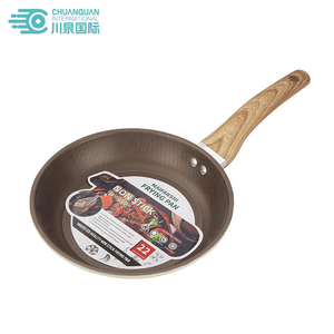 Padella Antiaderente con Manico Effetto Legno, Padella in Granito Bianco Compatibile con Fornelli a Induzione e Gas, Utensile da Cucina - Product Image 1
