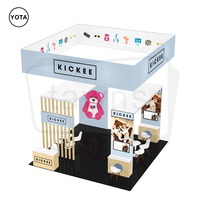 Stand de Exhibición Retroiluminado Tipo Isla Yota de 20x20 pies, de Aluminio, con Iluminación LED, Ligero, Reutilizable y Personalizable para Ferias Comerciales