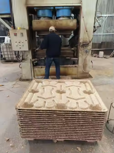 Palé Prensa reciclada Palé de madera Carga dinámica 4400lb Palé de madera de aserrín - Product Image 2