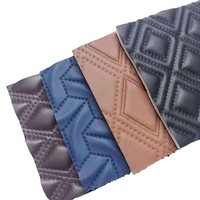 Accessoires automobiles, sellerie automobile, technique de tricotage, cuir PVC avec broderie pour tapis de voiture, tapis de voiture
