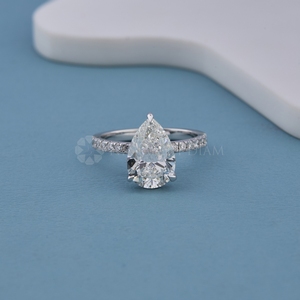 Bague tendance en or blanc avec diamants de laboratoire ronds et en forme de poire, bijoux fins pour femmes, provenant d'Inde - Product Image 1