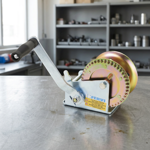 FERVI 0070 ARGANO Manual Winch 500kg Traction 133mm Drum Diameter - Product Image 3
