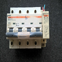 Plc Multi 9 Nc100 100a+mx+of, produit sous garantie