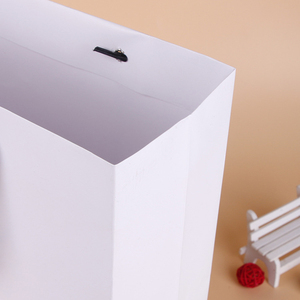 Customizable Eco-Friendly White Cardboard <strong>Paper</strong> <strong>Bags</strong> Durable Available in Various Sizes for Retail Promotions Offset <strong>Printing</strong> - Product Image 3
