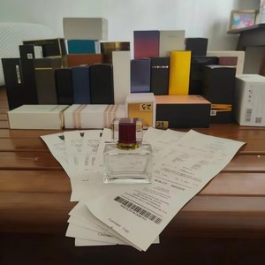 Perfume para Hombre <span class=keywords><strong>de</strong></span> Alta Calidad con Recibo, Fragancia Corporal en Spray, Oud Femme, Eau <span class=keywords><strong>de</strong></span> Parfum Árabe, Envío desde Almacén en EE. UU. - Product Image 1