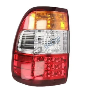 Luces traseras aplicables a los modelos Toyota Land Cruiser LC100FJ100 de 1997-2007, modelos 4500 y 4700. - Product Image 2