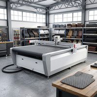 Machine de découpe CNC avancée pour les pièces intérieures automobiles avec applications sur cuir, tissu et mousse
