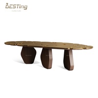 Ensemble de table à manger de restaurant de luxe moderne, meubles, plateau en métal doré, table à manger complète