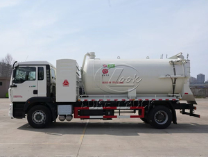 Camion à vide lourd Sinotruk HOWO 4x2 6 roues 10-15m³ avec pompe Moro ou Jurop, forte aspiration pour le transport de boues et d'eaux usées - Product Image 3