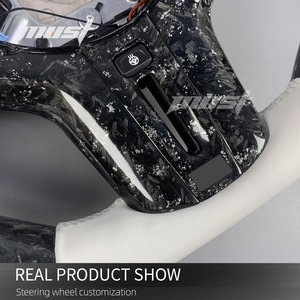 พวงมาลัยแอลอีดีสมาร์ทไฟเบอร์คาร์บอนปลอมแปลงสีเงินกำหนดเองได้ความร้อนที่พวงมาลัยสำหรับ BMW G Series 3 4 5 6 7 8 X3 X4 X5 XM M3 M4 Z4 M8 M5 - Product Image 4