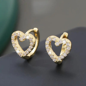Orecchini a Cerchio con Cuore Cavo per Donne, Accessori per Orecchie Semplici da Indossare Quotidianamente - Product Image 4