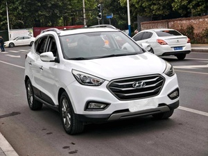 <span class=keywords><strong>Hyundai</strong></span> Ix35 d'<span class=keywords><strong>occasion</strong></span> 2015 2.0L 6AT Essence SUV Conduite à gauche 165 CV Toit ouvrant électrique Rails de toit Caméra de recul Régulateur de vitesse Bien entretenue - Product Image 2