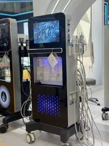 Appareil de soin du visage 17 en 1 pour resserrer la peau, peeling aquatique, élimination des points noirs, aspiration, jet d'oxygène, hydrodermabrasion - Product Image 6