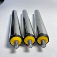 Rouleaux, pignons et tambours en acier inoxydable galvanisé pour lignes de production, disponibles sur mesure.