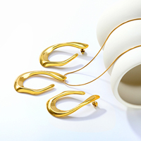 Nuevo Conjunto de Joyería de Acero Inoxidable Chapado en Oro: Pendientes de Diseño Geométrico Irregular y Collar con Colgante de Línea Ondulada en Forma de C con Cadena de Serpiente