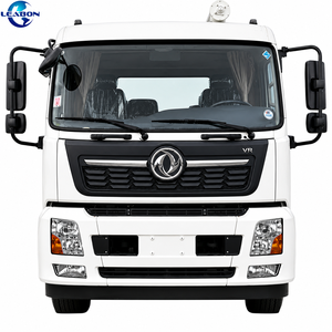 Camion d'alimentation avicole fourni par l'usine, camion agricole utilisé pour le transport de céréales pour les grandes exploitations porcines et les poules pondeuses - Product Image 2