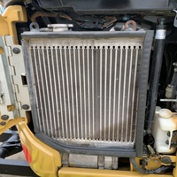 Mini-pelleuse CAT 302 d'occasion, cabine climatisée, ultra-compacte, idéale, faible nombre d'heures, bon état, compatible avec chenilles en caoutchouc personnalisées