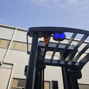 Carretilla Elevadora Eléctrica <span class=keywords><strong>de</strong></span> Tijera con Radio <span class=keywords><strong>de</strong></span> Giro Pequeño, Fácil Manejo, Ideal para Pasillos Estrechos y Espacios Limitados en Almacenes - Product Image 2