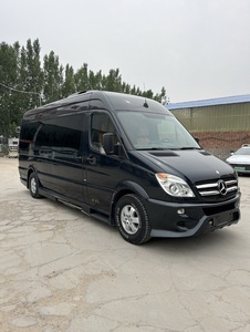 Minibús Usado Premium de 9 Plazas, Automático, Euro 4, Diésel, Volante a la Izquierda, con TV Multimedia Disponible para la Venta en China - Product Image 2